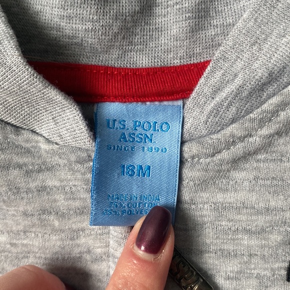 Sweatsuit Set - Picture 3 of 11